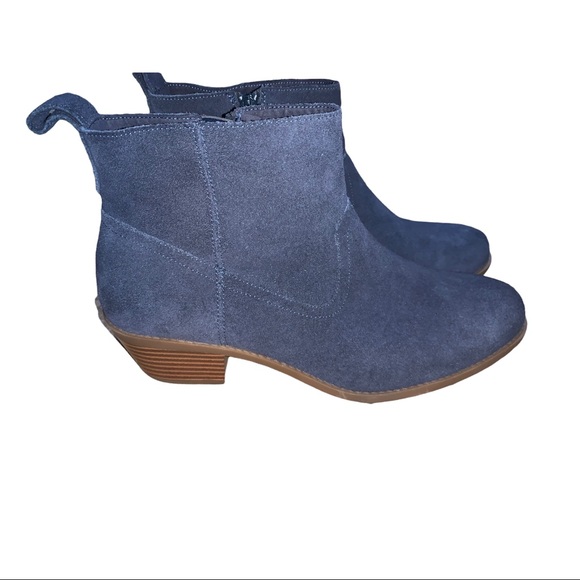 vionic suede ankle boots vera